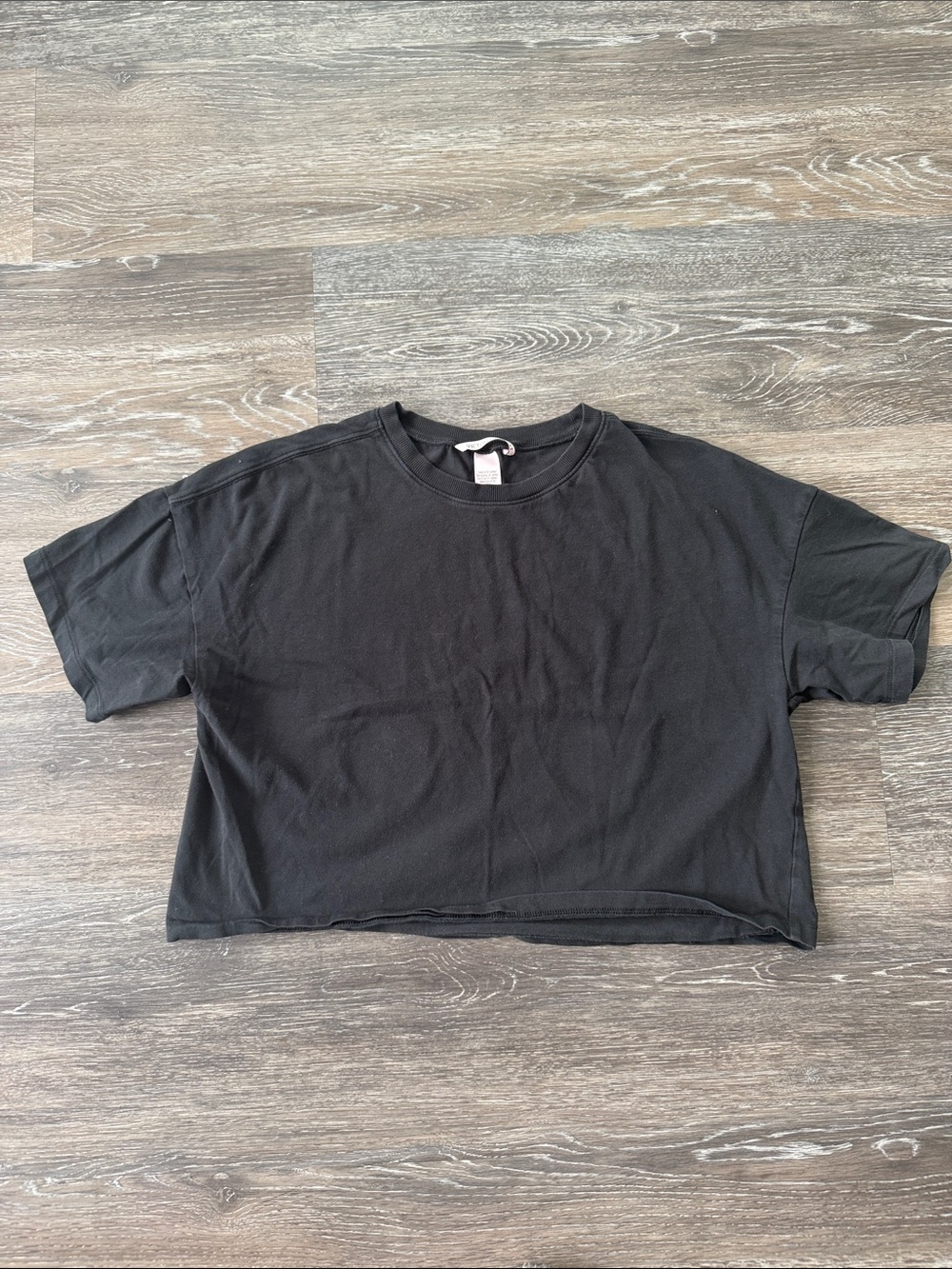 Victoria’s Secret Black Cropped Crewneck Tee - Women